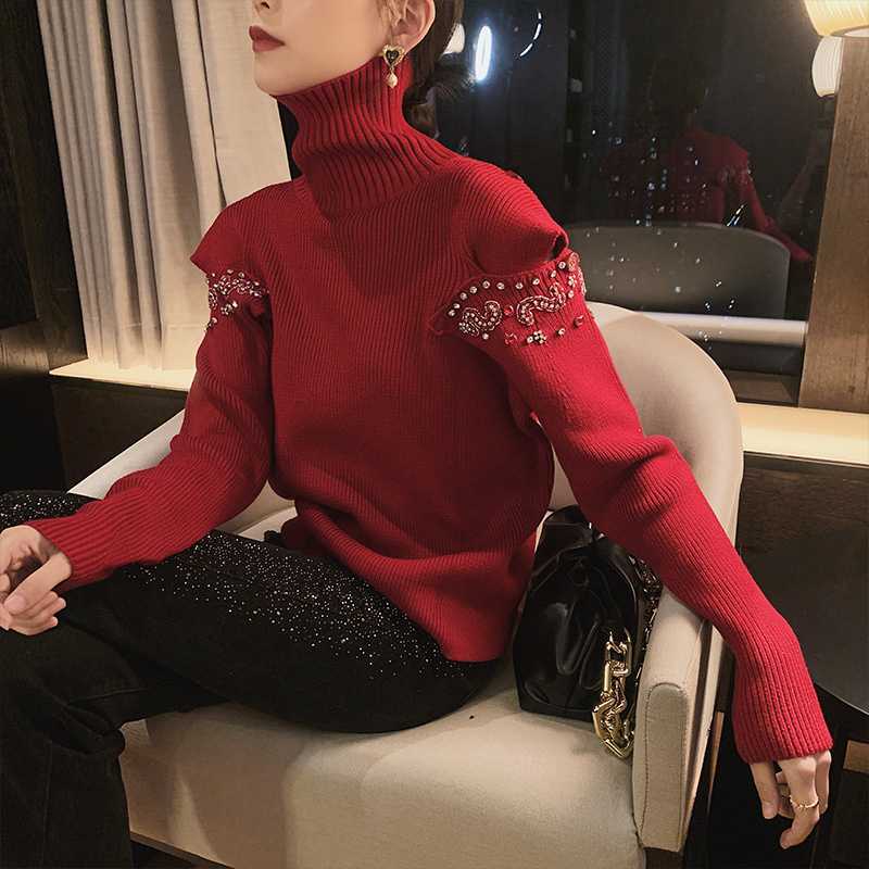 深みのあるエンジ色系で大人の魅力を引き出す!タートルネックで叶える上品な装い5選