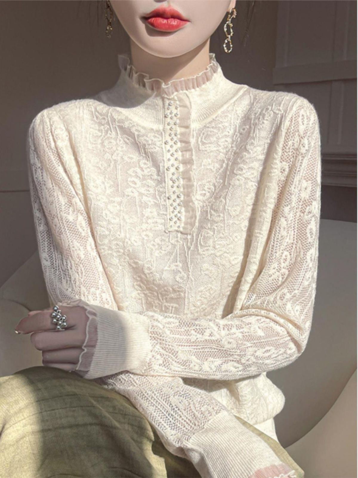 タートルネック レディース　長袖　繊細レース編み薄手上品トップス M〜XL