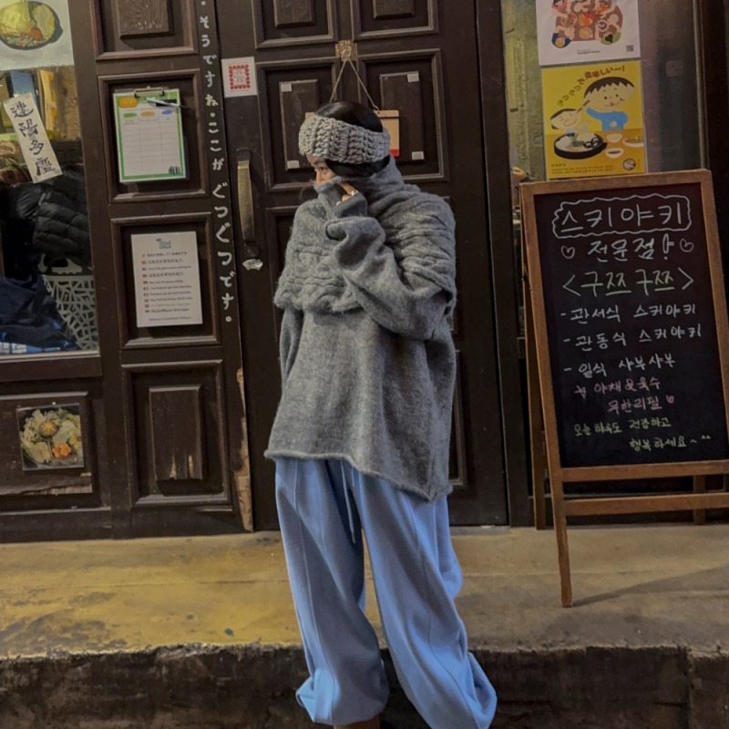 ボリュームネックケープ風オーバーサイズセーター タートルネック　レディース　長袖