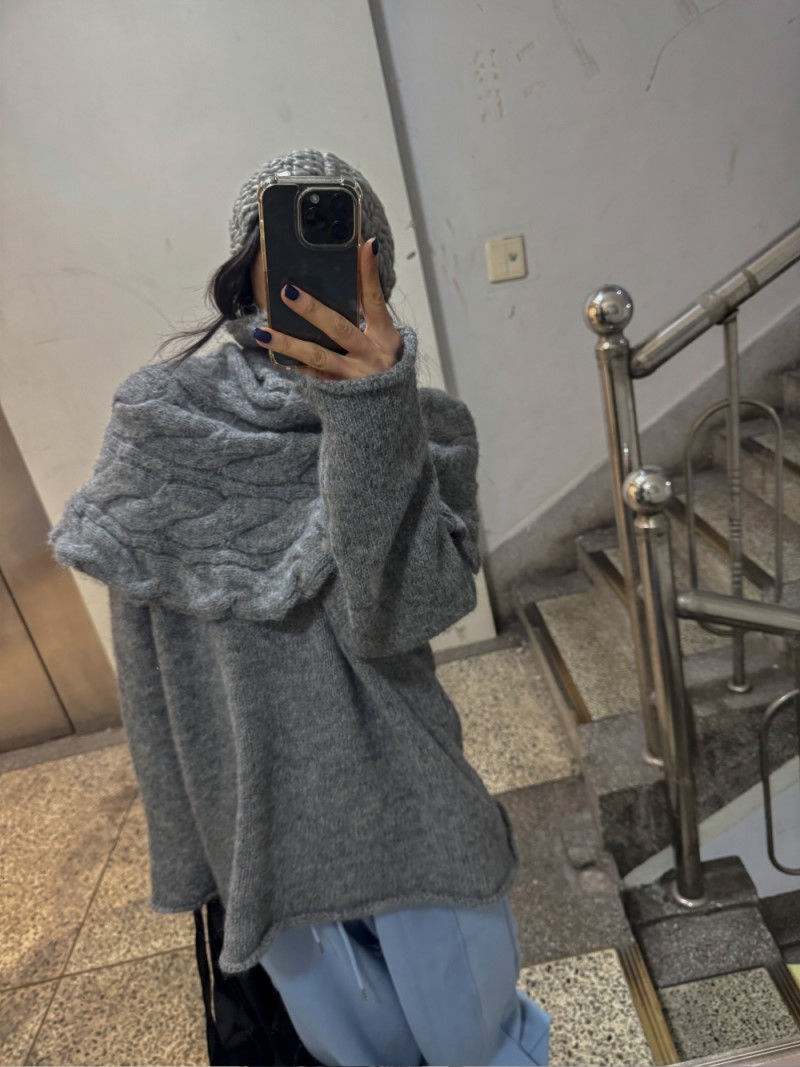 ボリュームネックケープ風オーバーサイズセーター タートルネック　レディース　長袖