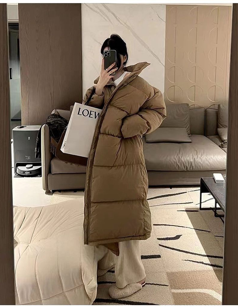 レディース中綿ジャケット大きめサイズ黒白4色展開　タートルネック 　長袖