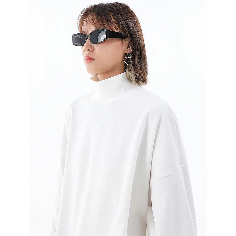 厚手タートルネック長袖プルオーバー