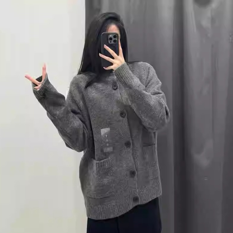 https://fulmo-img-server.com/necktyplus/810252b0-9b52-4f28-aae8-0bca9edc842a.jpg