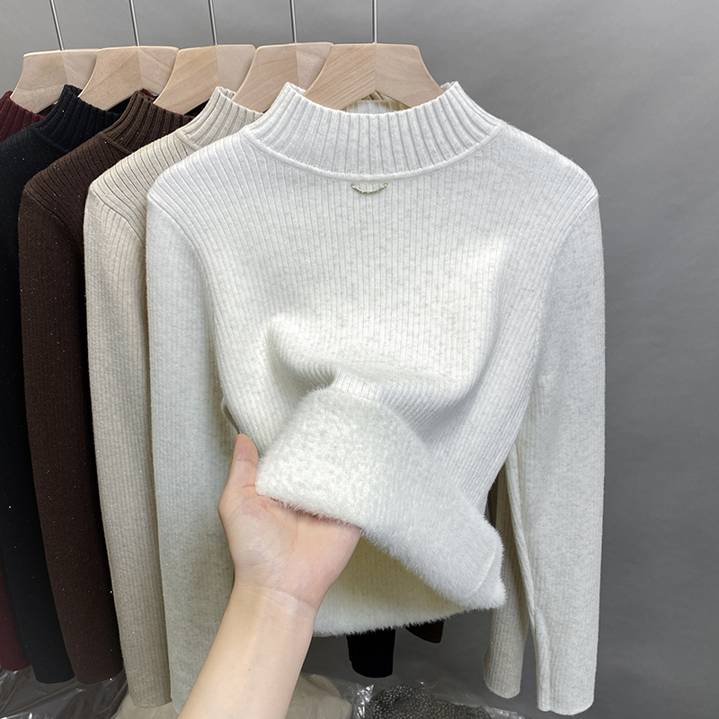 タートルネック　あったか裏起毛ニット