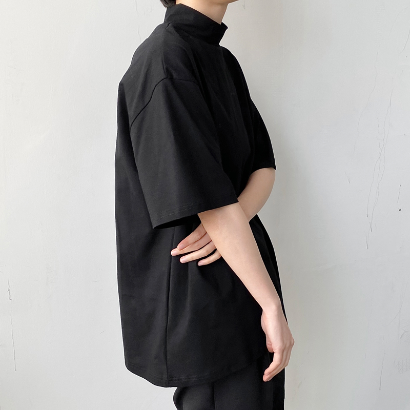 タートルネック ゆったり薄手半袖