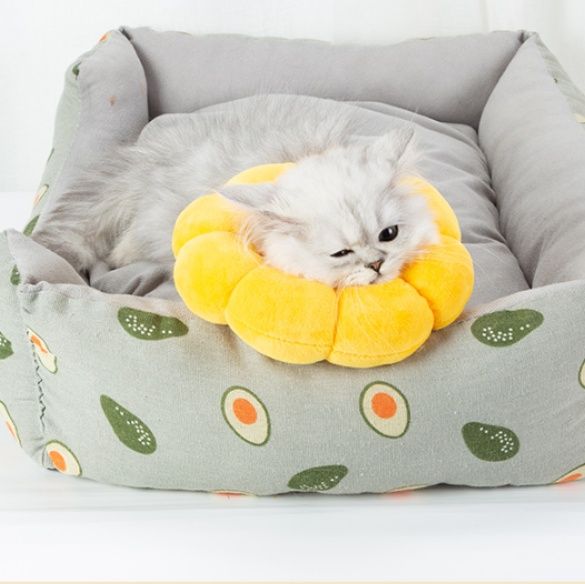 猫 ふわふわ花形エリザベスカラー