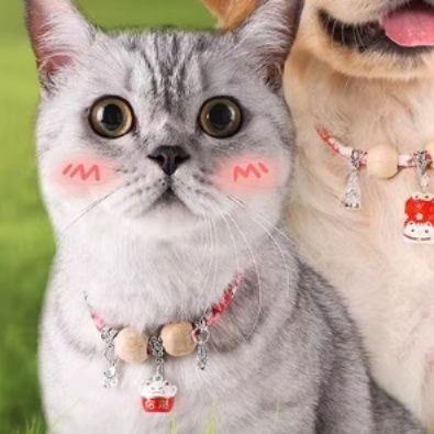 猫 虫除け効果付き木製ビーズ鈴付き首輪