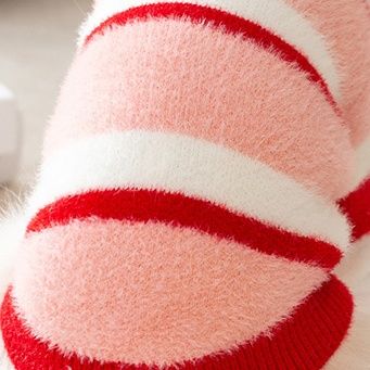 猫服洋服 もこもこ素材のボーダー柄ニットセーター