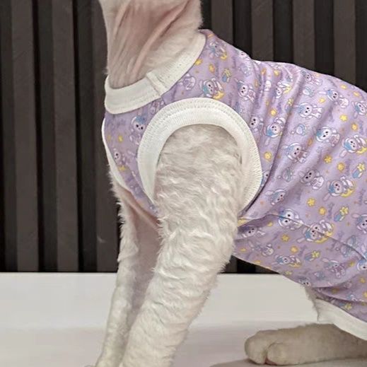 猫服洋服 子猫とお花の総柄袖なしタンクトップ