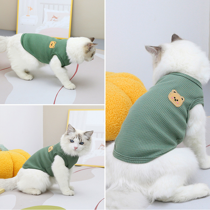 猫服 くま刺繍ワンポイント畝編みニットベスト