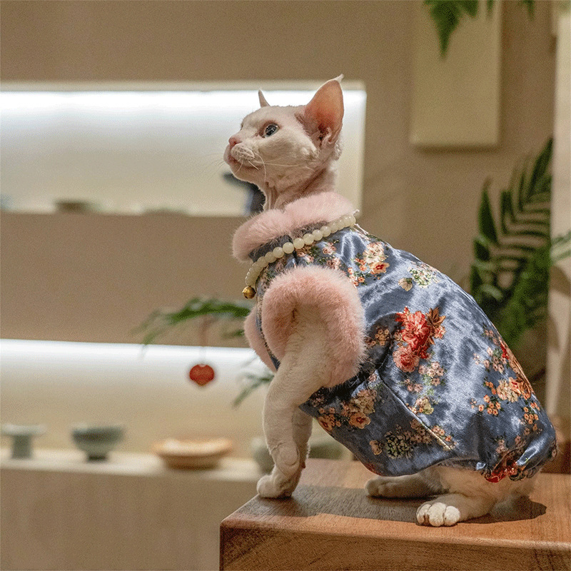 猫服 華やか花柄刺繍ふわふわファー襟付きベスト スフィンクス
