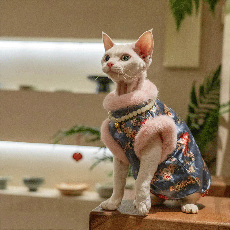 猫服 華やか花柄刺繍ふわふわファー襟付きベスト スフィンクス