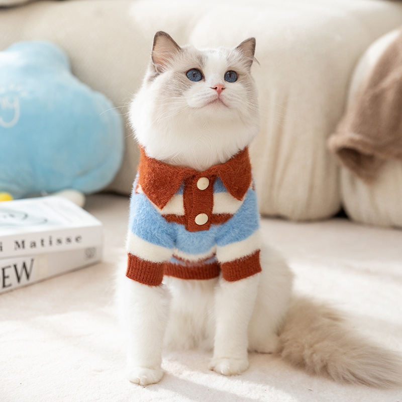 猫服 もこもこ素材のボーダー柄ニットセーター