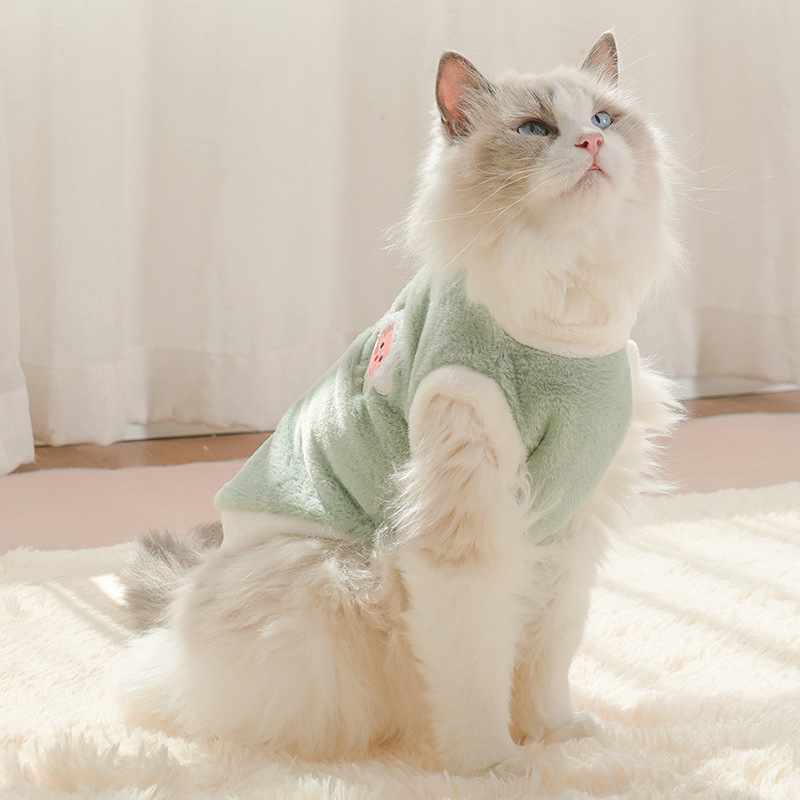 猫服 花刺繍入りふわもこ素材の袖なし猫用洋服
