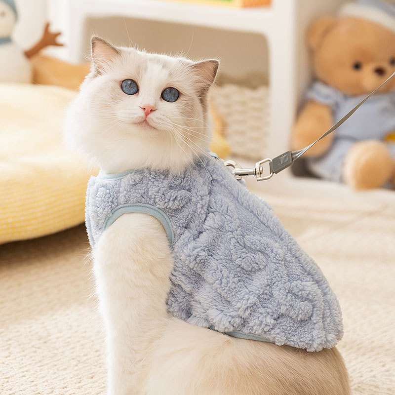 猫服 もこもこ猫ちゃんベスト