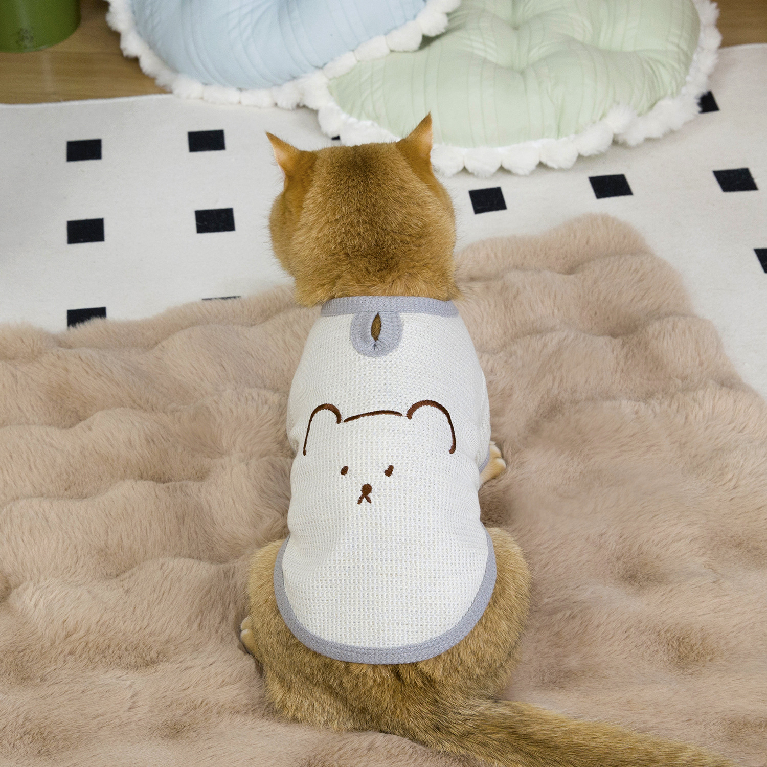 猫服 愛らしい動物刺繍の編み地ニット猫用洋服