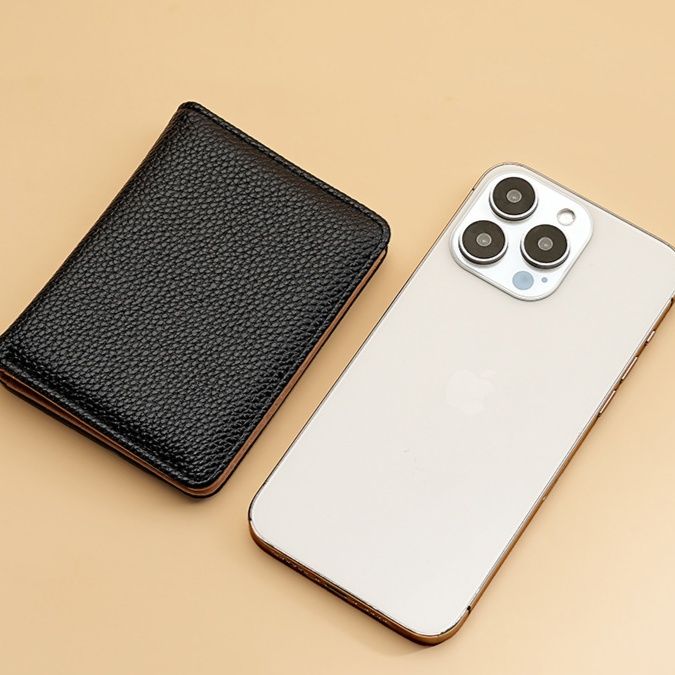 本革型押し 薄型機能的二つ折り財布