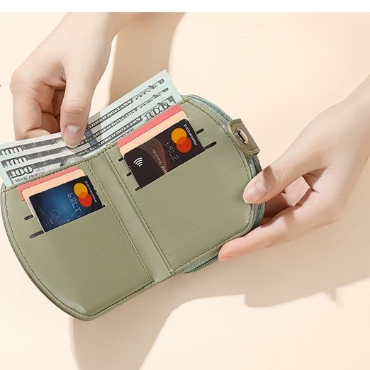 二つ折り財布 シンプル上質 ミニマル二つ折り財布