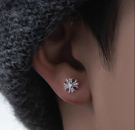 ペア アクセサリー ピアス 雪華の輝き 十字花ピアス