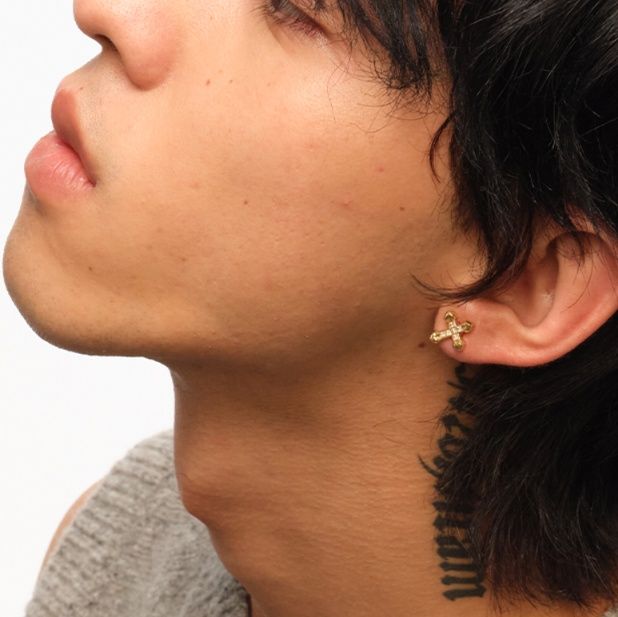 ペア アクセサリー ピアス 十字架と心のきらめき