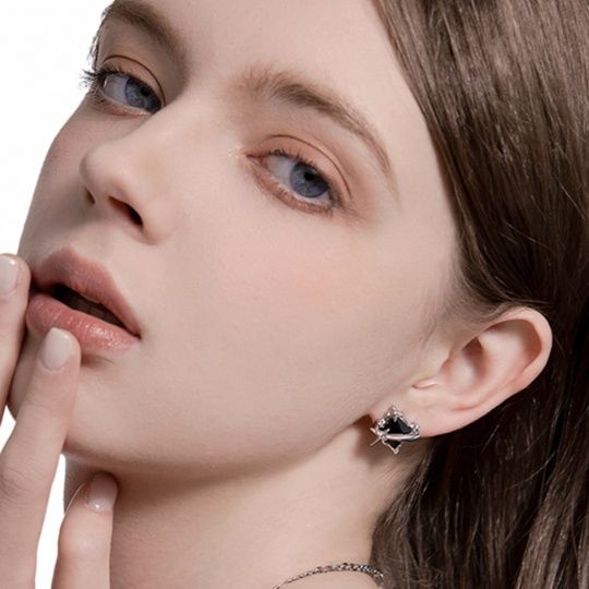 ペア アクセサリー ピアス 宝石の輝き