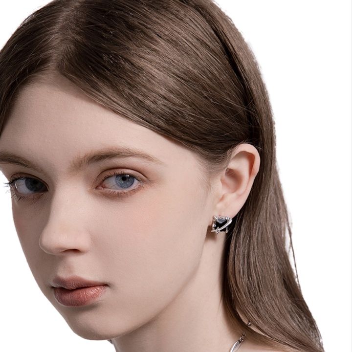 ペア アクセサリー ピアス 宝石の輝き