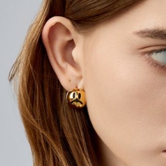 ペア アクセサリーピアス 喜怒表情ペアピアス