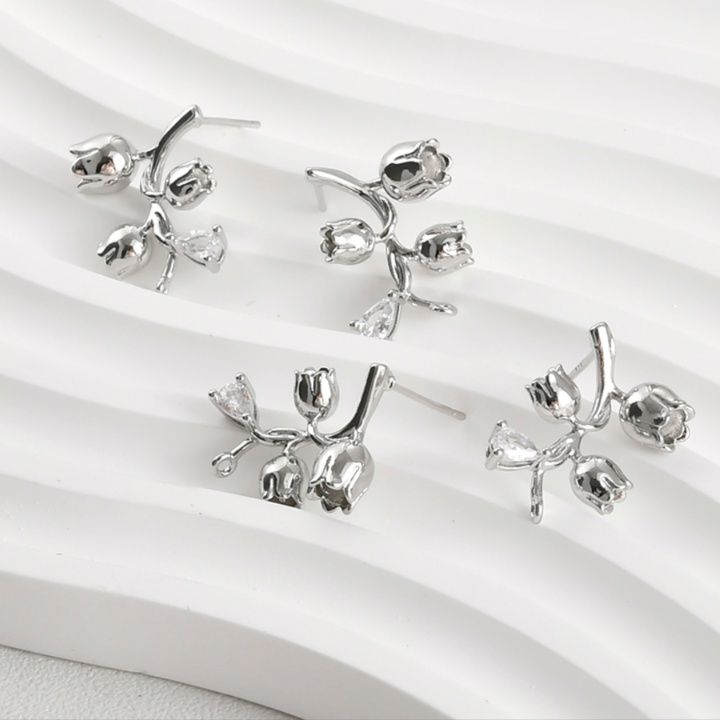 ペア アクセサリー ピアス 小枝に咲く花
