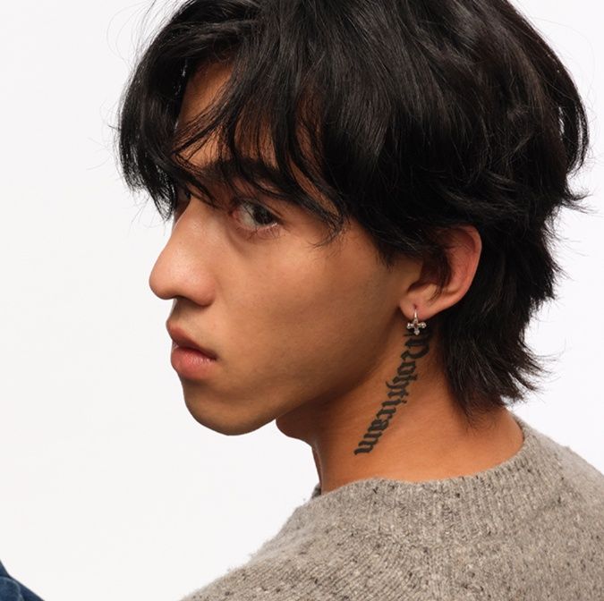 ペア アクセサリー 十字架の輝き フープピアス