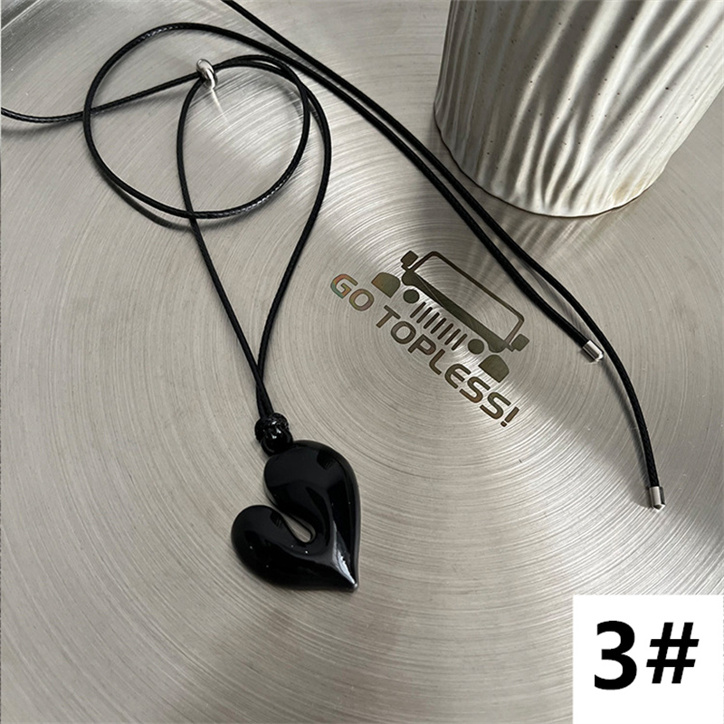 ペア アクセサリー ハート型ペアネックレス錆びにくい高級感カップル用首飾り