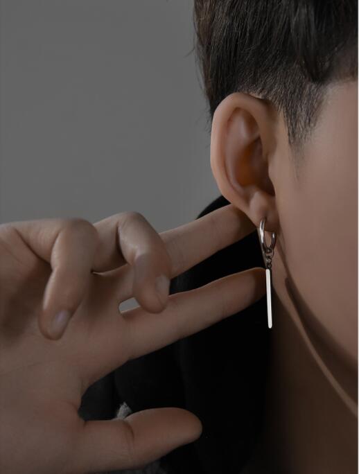 ペア アクセサリー カップル向け縦型バー ピアス ペア セット