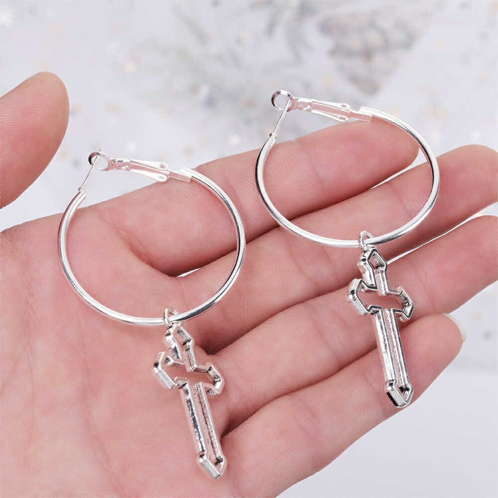 ペア アクセサリー 輪っか十字架ピアス２個セット