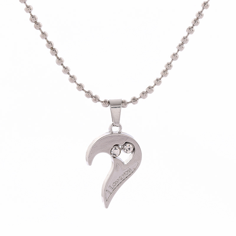 ペア アクセサリー 二つのハートが重なる愛の証ネックレス