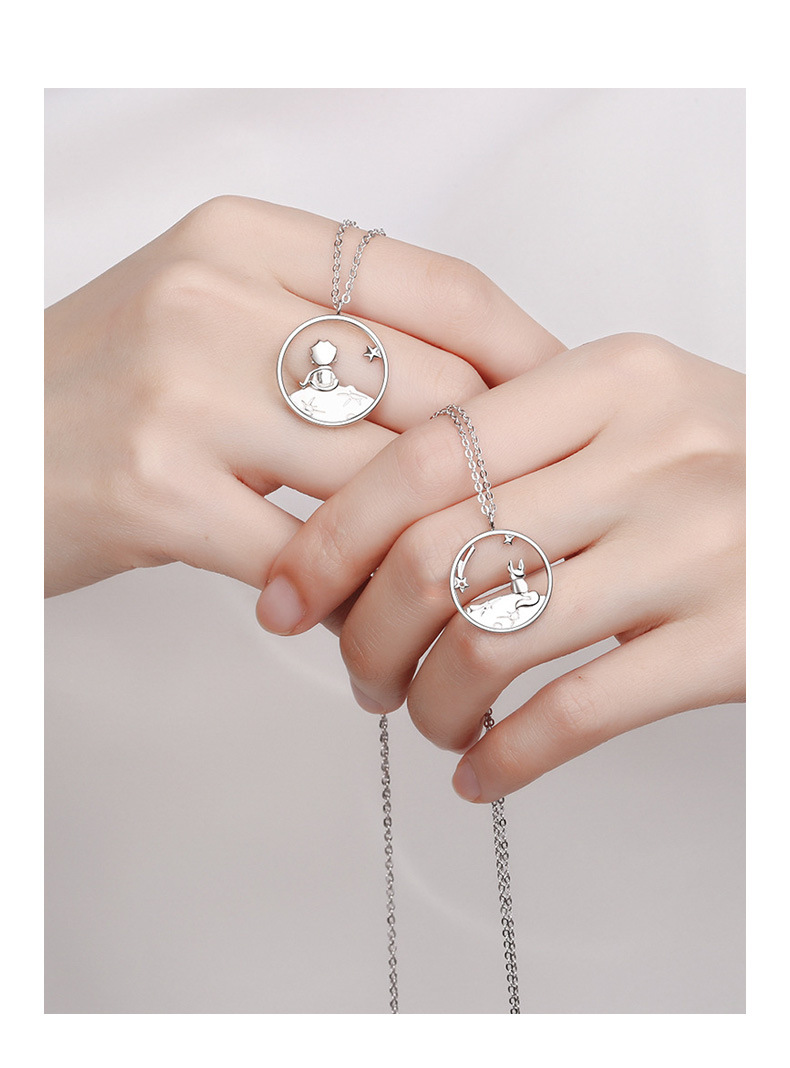 ペア アクセサリー 王子様と狐の物語デザインネックレス