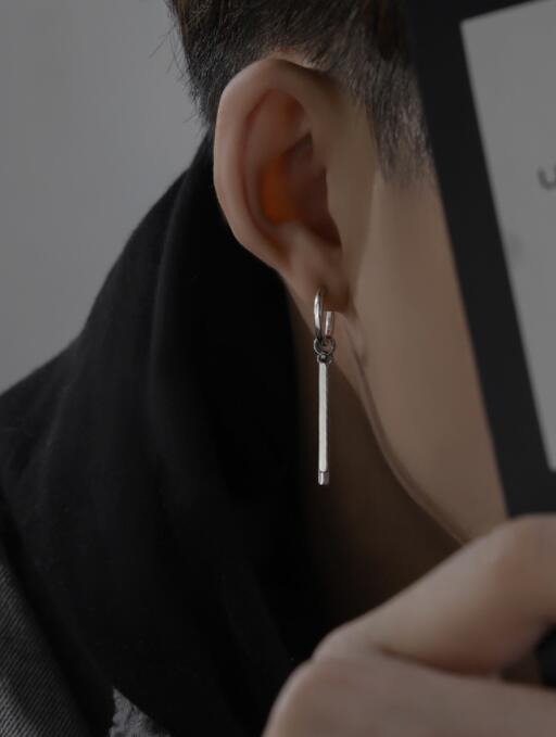 ペア アクセサリー カップル向け縦型バー ピアス ペア セット