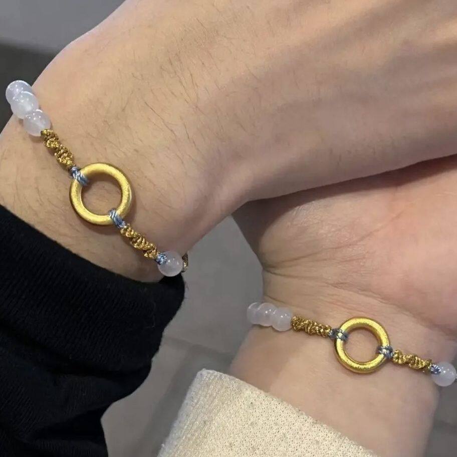 ペア アクセサリー 天然石と円形モチーフの繊細ビーズバングル