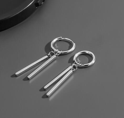 ペア アクセサリー カップル向け縦型バー ピアス ペア セット