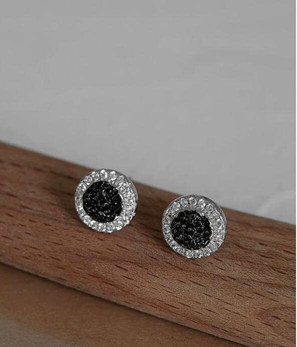 ペア アクセサリー カップル お揃い 円形 ピアス 黒白 ラインストーン