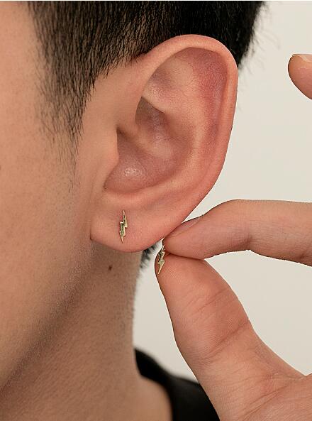 ペア アクセサリー 稲妻モチーフ男女兼用ピアス