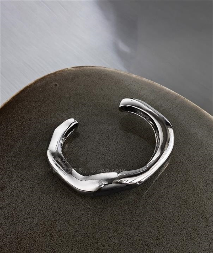 ペア アクセサリー 波模様金属製開閉式バングル カップル向けペアアクセサリー