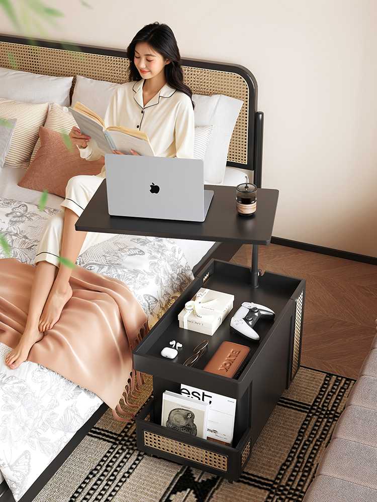 寝室での快適生活を叶える！テーブル式昇降ベッドサイドテーブルおすすめ5選