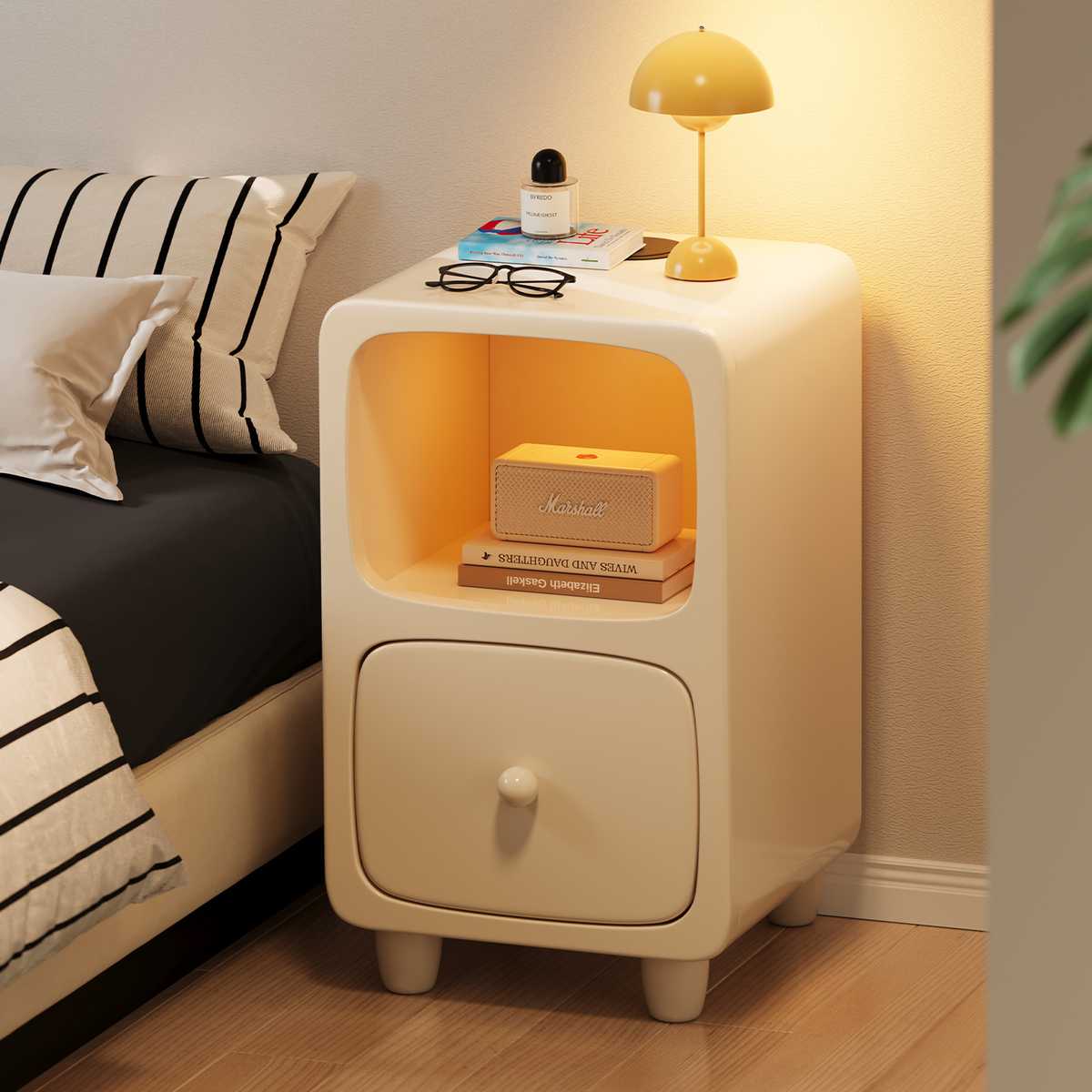 寝室がオシャレになる！ベット横に置く棚おすすめ5選