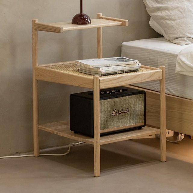 ベッドサイドテーブル 小さめ 三段藤編み天板付き木製小型収納棚