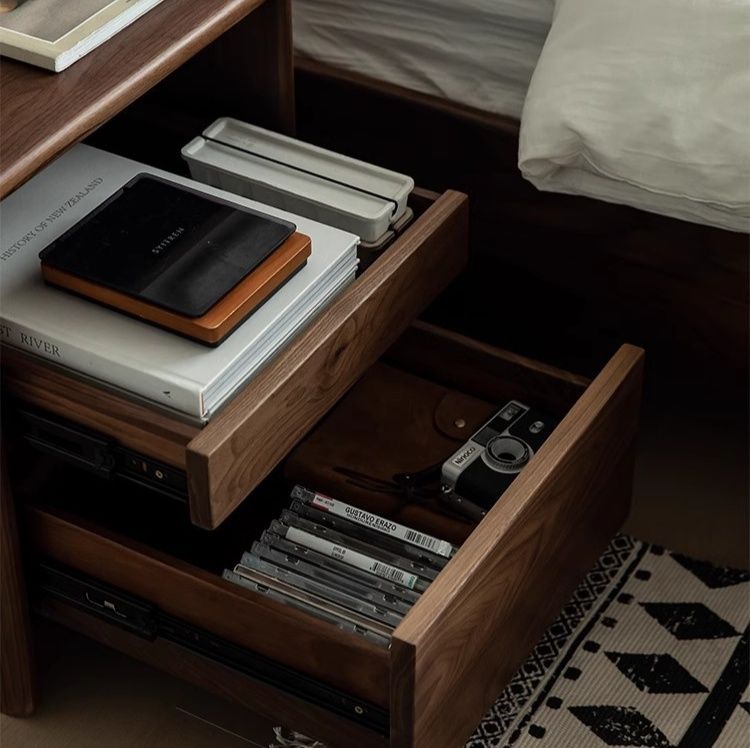 ベッドサイドテーブル 天然木製多機能収納付きベッドサイドチェスト