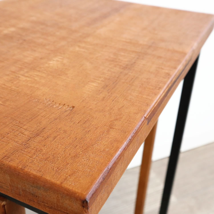 ベッドサイドテーブル 小さめ北欧風カントリー調木製サイドテーブル