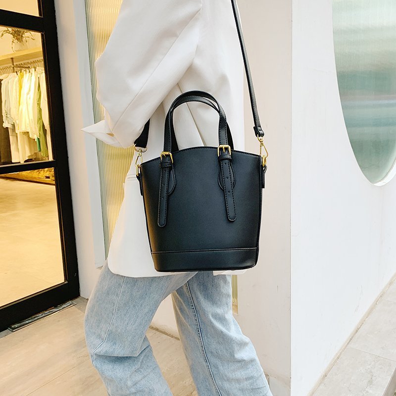 2wayバッグ 上品台形デザイン取り外し可能ストラップ付きハンドバッグ　ショルダーバック