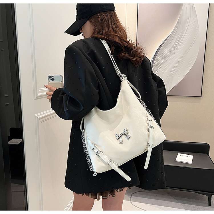 2wayバッグリボンチャーム付き
