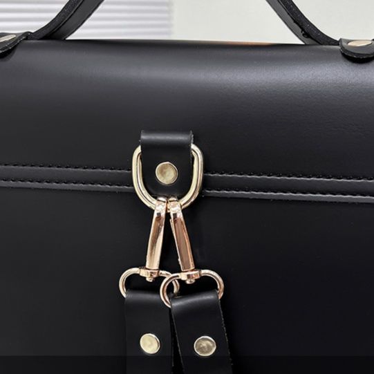 2wayバッグ クラシック二重金具サッチェル手提げ鞄