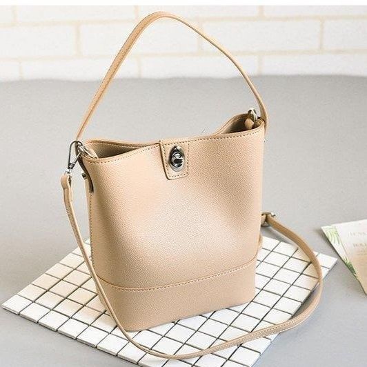 2wayバッグ ユーティリティバッグ 斜めがけ 肩掛け 小さめ 大人きれいめ