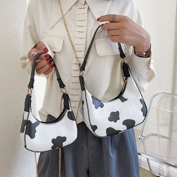 2wayバッグ 牛柄ユーティリティバッグ 小さめ斜めがけ女性用軽量鞄